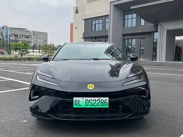 LOTUS SPORTS CAR EMEYA FLOWERS 2026