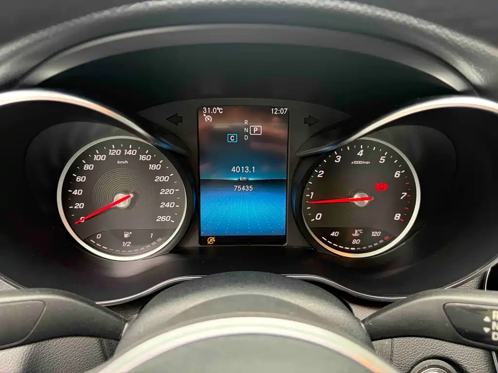 Mercedes-Benz C-Class — миниатюра 15