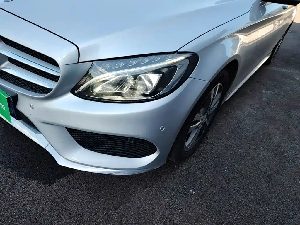 Mercedes-Benz C-Class — миниатюра 24