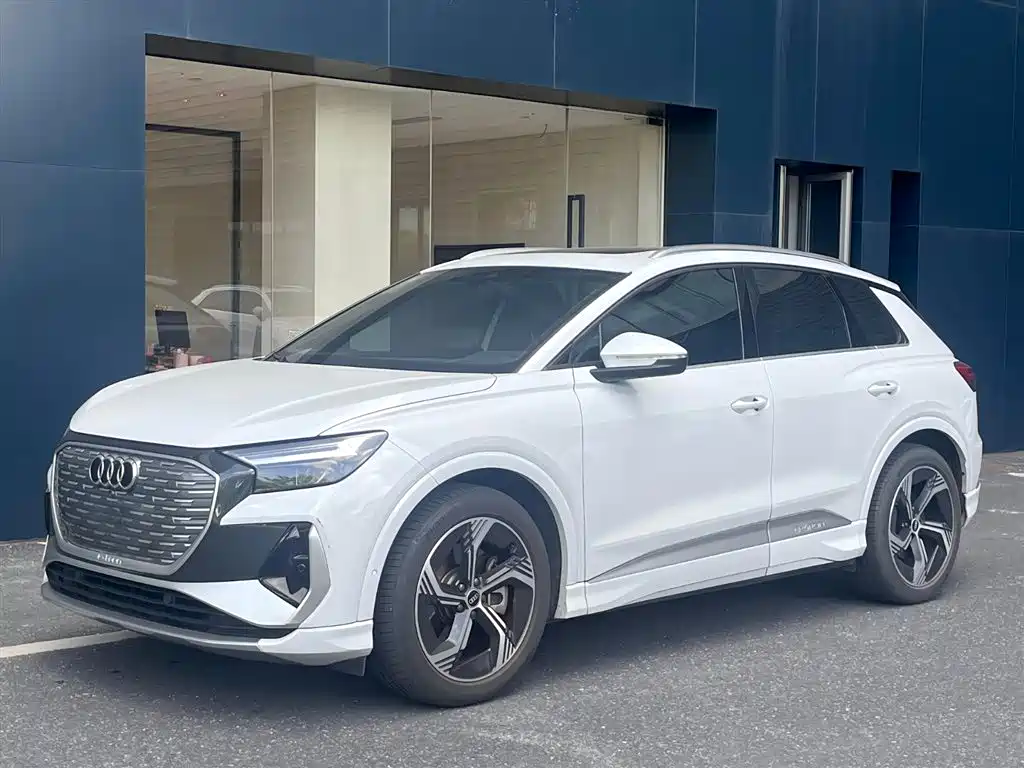 Audi Q4 e-tron 2023