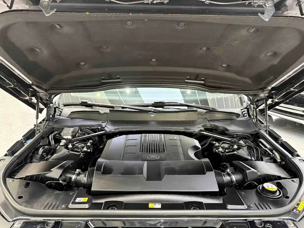 Land Rover Sport — миниатюра 9