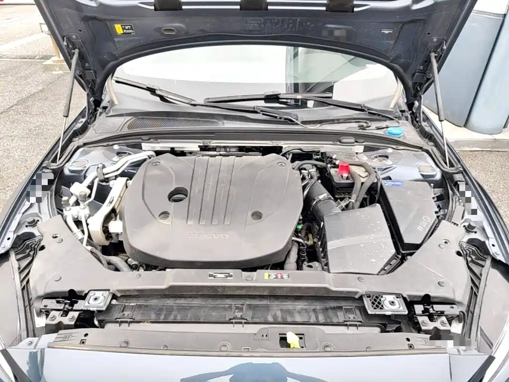 Volvo S60 — миниатюра 25