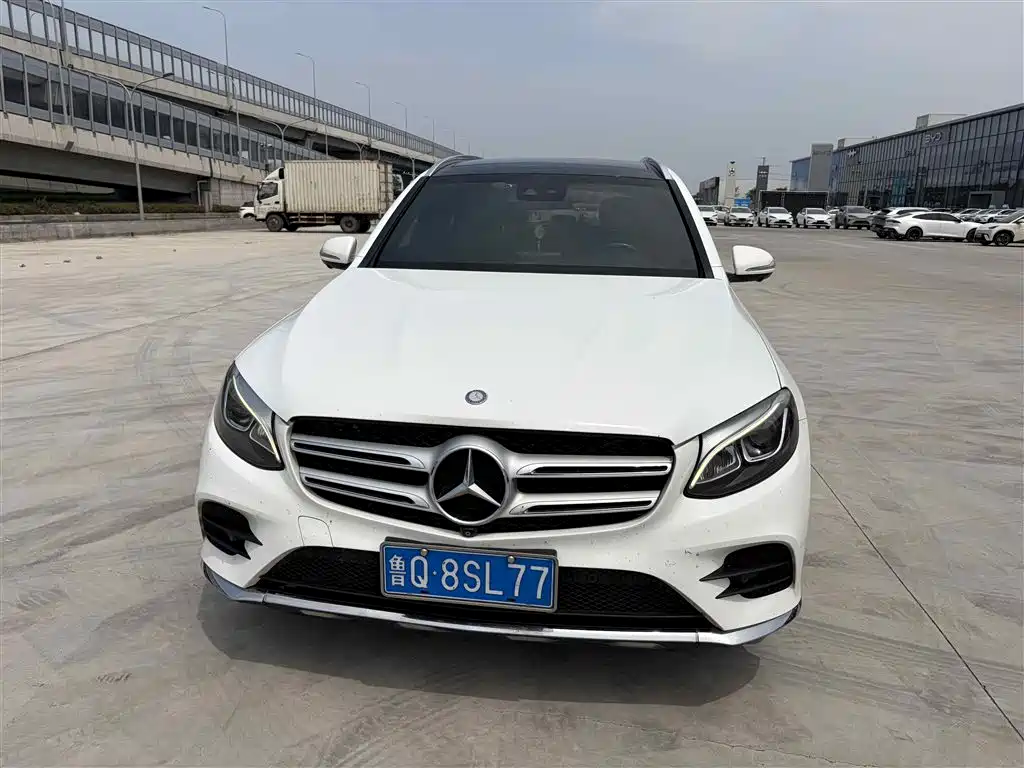 Mercedes-Benz GLC 2017 GLC 260 4MATIC Luxury