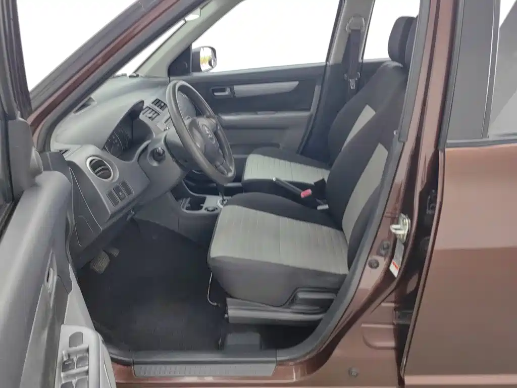 Suzuki Swift — миниатюра 10