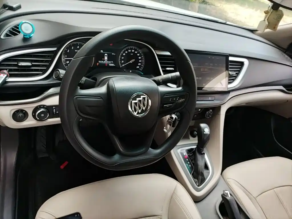 Buick Excelle — миниатюра 10
