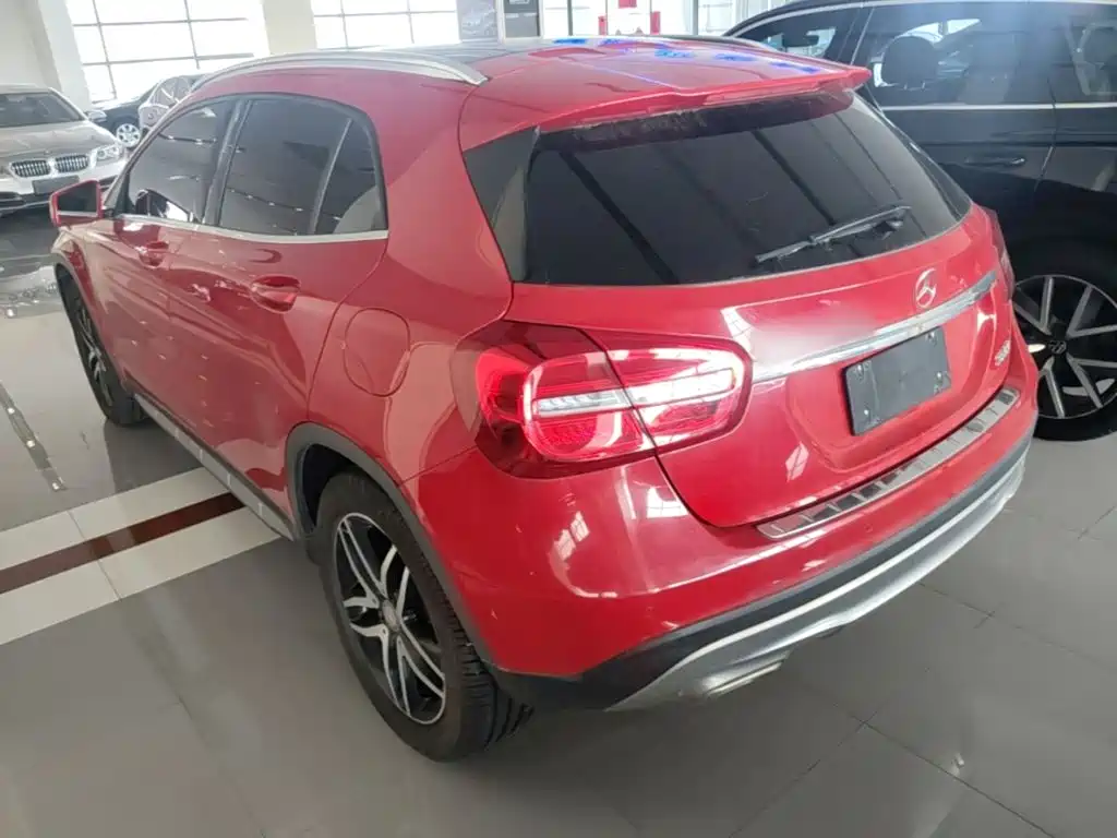 Mercedes-Benz GLA — миниатюра 5