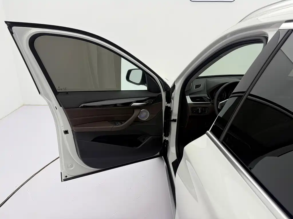 BMW X1 — миниатюра 25