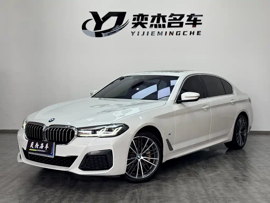BMW 5 Series 2022