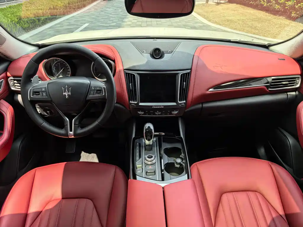 Maserati Levante — миниатюра 21