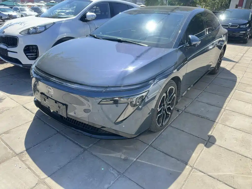 Nissan N7