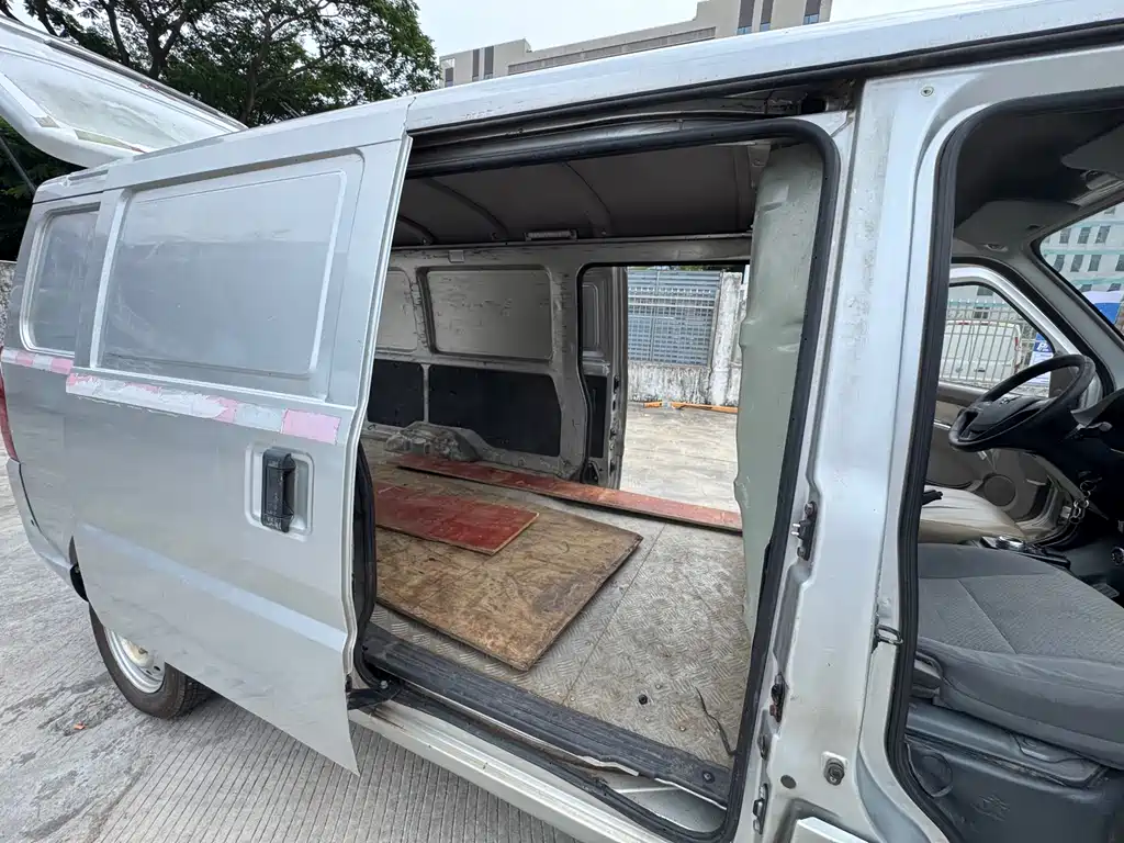 Wuling Wuling EV50 — миниатюра 9