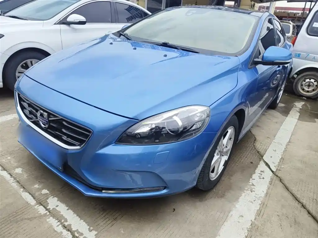 Volvo V40 2016