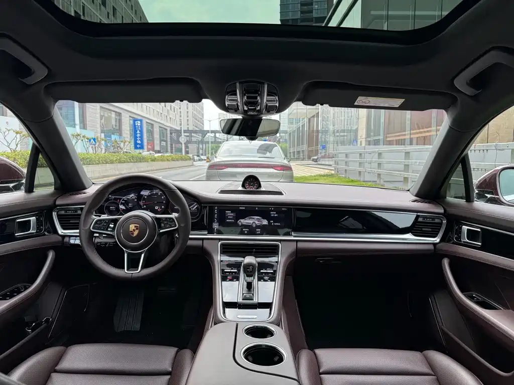 Porsche Panamera — миниатюра 15