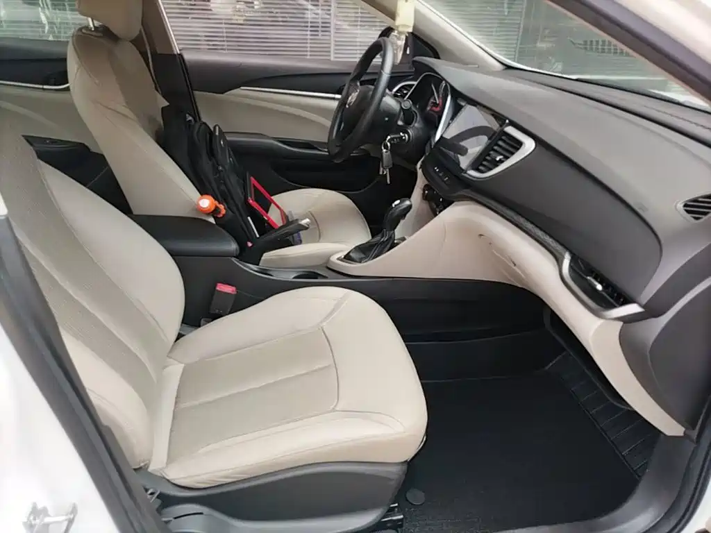 Buick Excelle — миниатюра 25