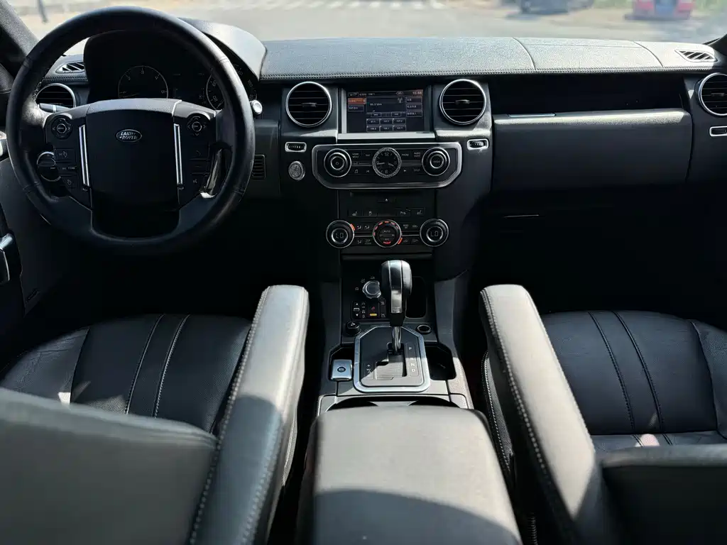 Land Rover Discovery — миниатюра 7