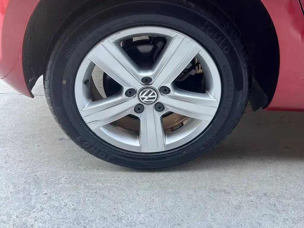 Volkswagen Golf — миниатюра 11