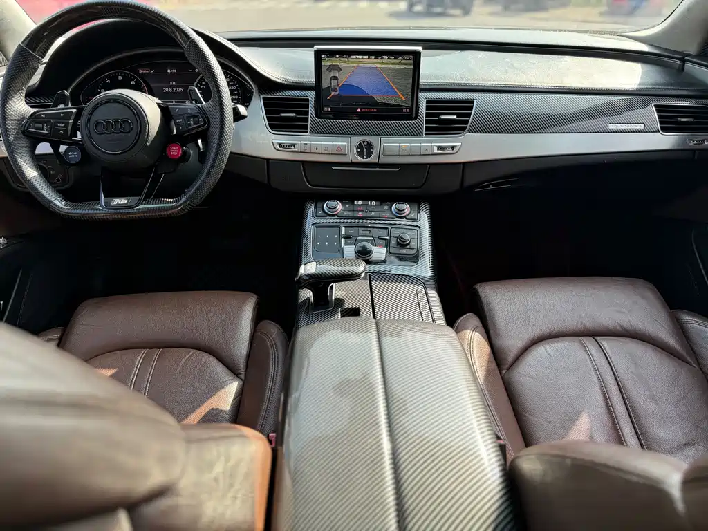 Audi A8 — миниатюра 7