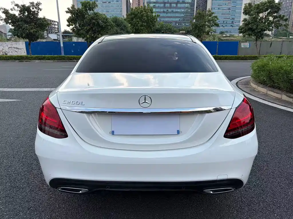 Mercedes-Benz C-Class — миниатюра 4
