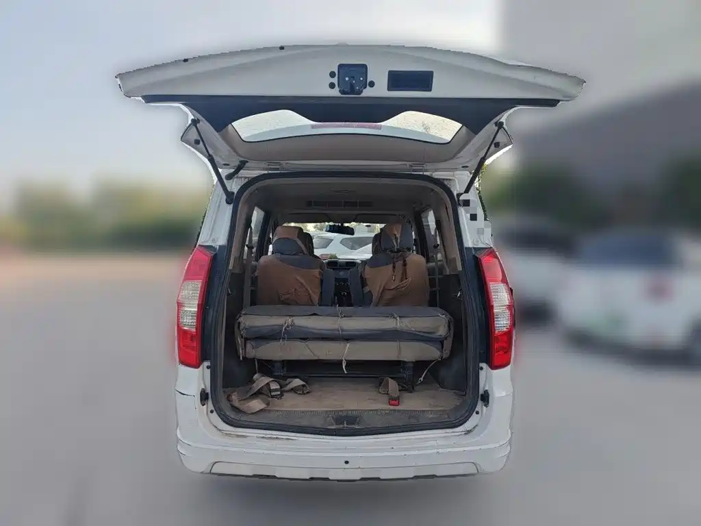 Wuling Hongguang — миниатюра 15