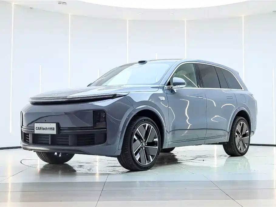 Li Auto Li L8 2025