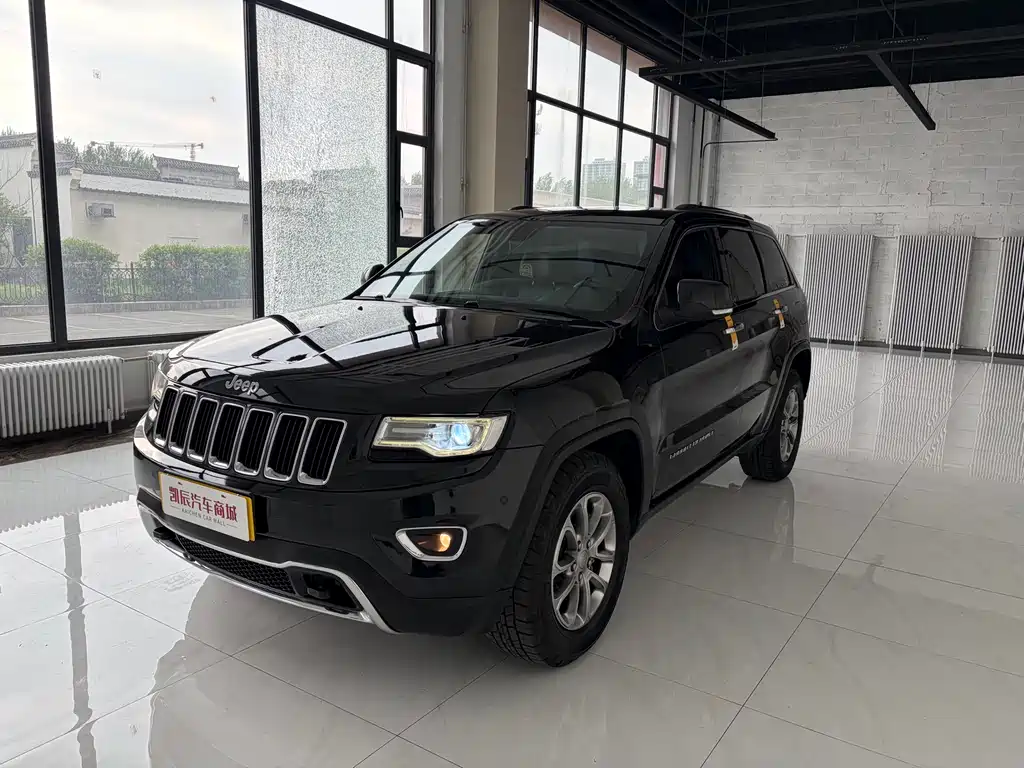 Jeep Grand Cherokee (Import) 2017