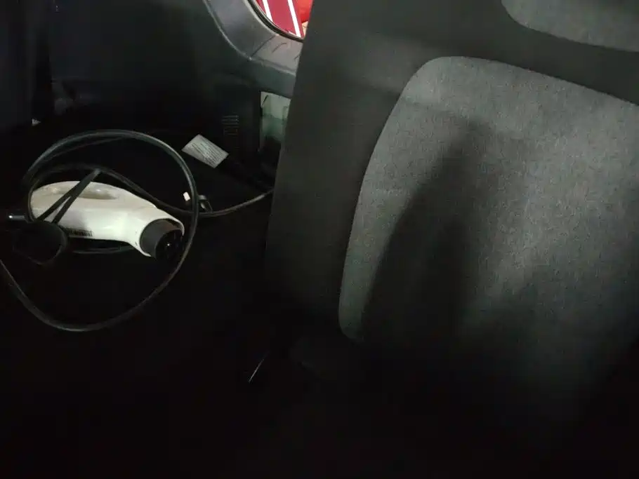 Wuling MINIEV — миниатюра 11