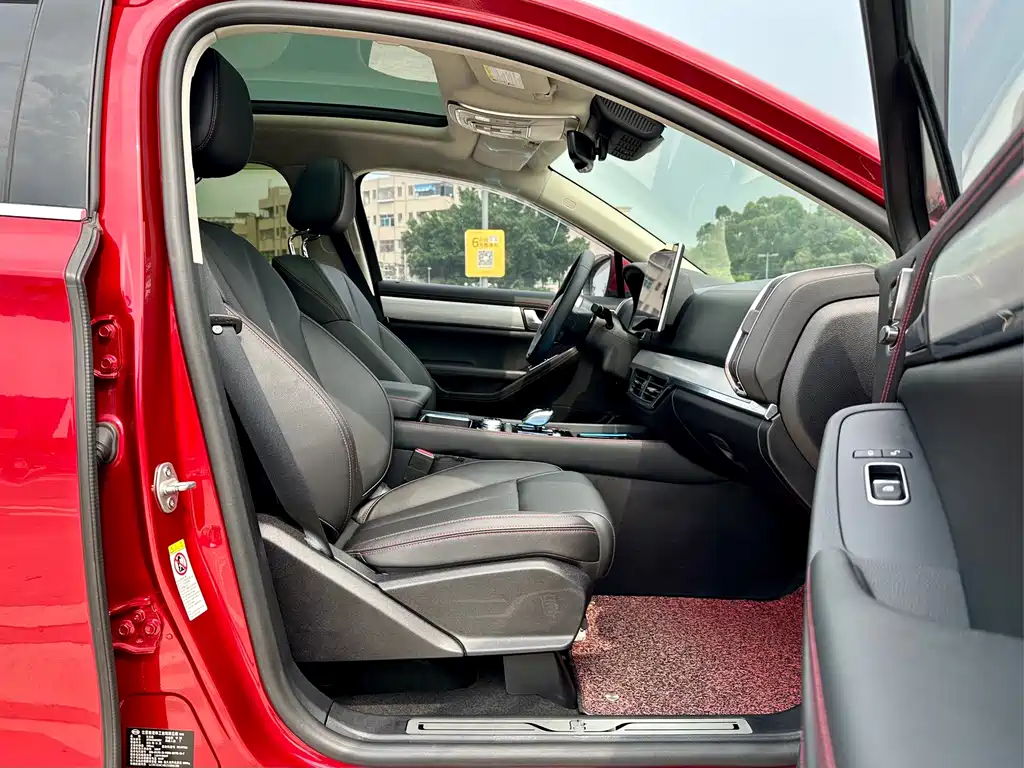 BYD Tang New Energy — миниатюра 17