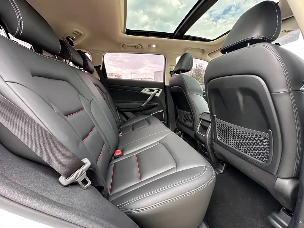 Geely Boyue — миниатюра 8