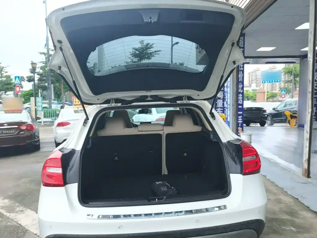 Mercedes-Benz GLA — миниатюра 19