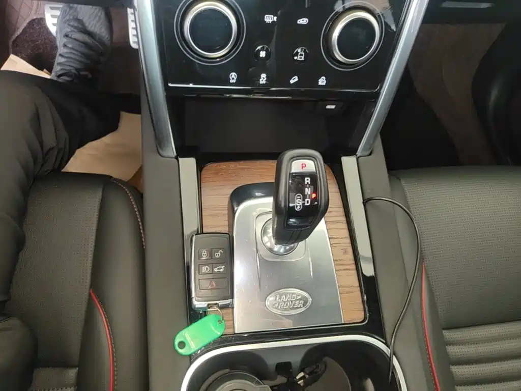 Land Rover Discovery Sport — миниатюра 14