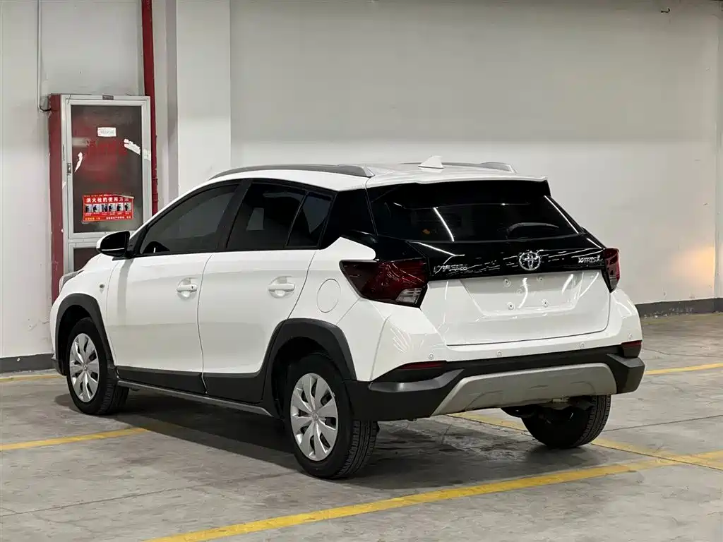 TOYOTA YARIS L ZHIXUAN