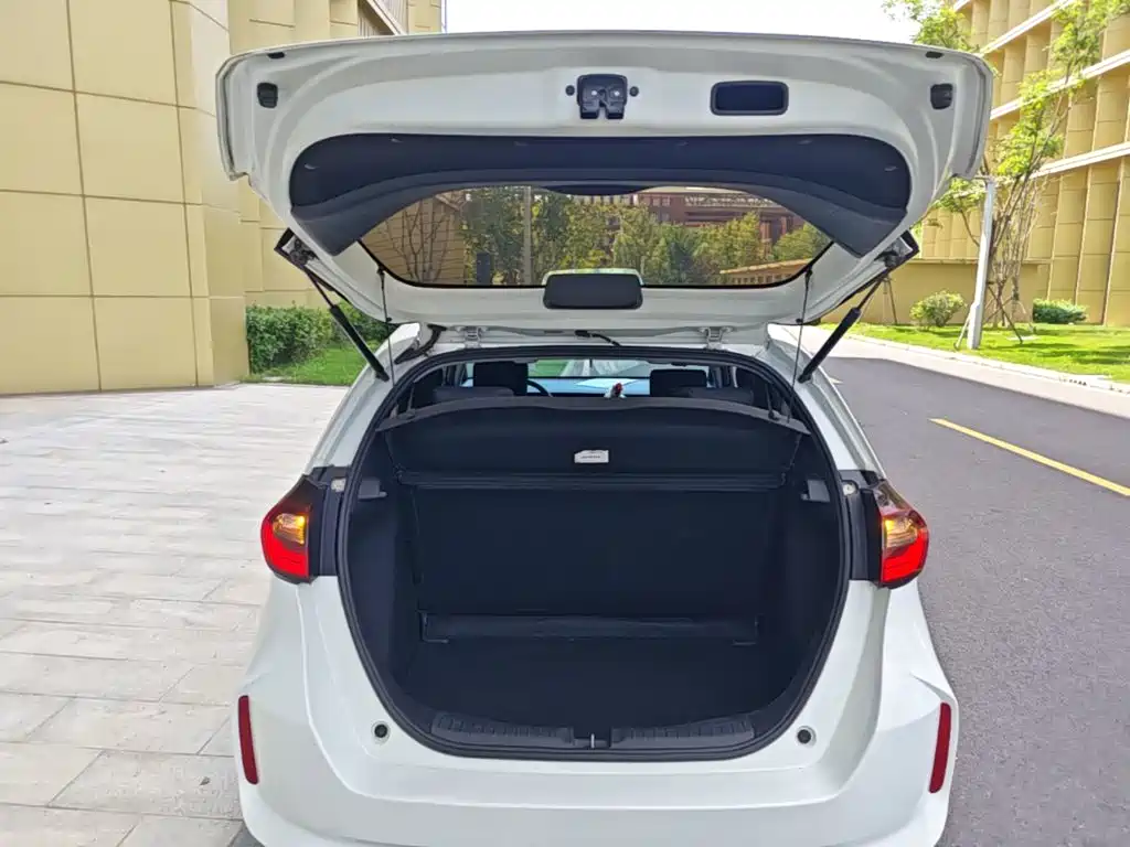 Honda Fit — миниатюра 19