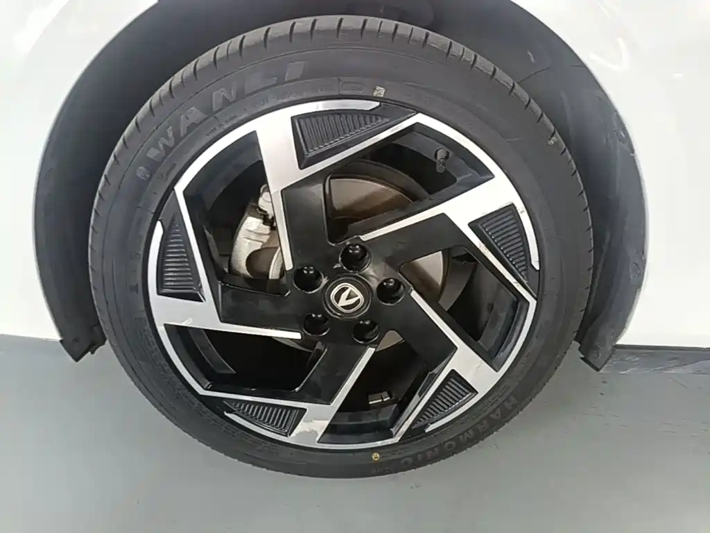 Changan Yida — миниатюра 23