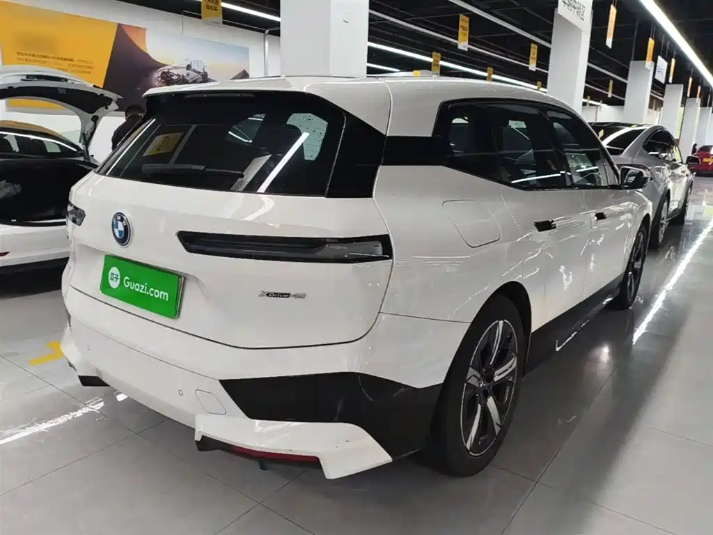 BMW iX 2022 xDrive40