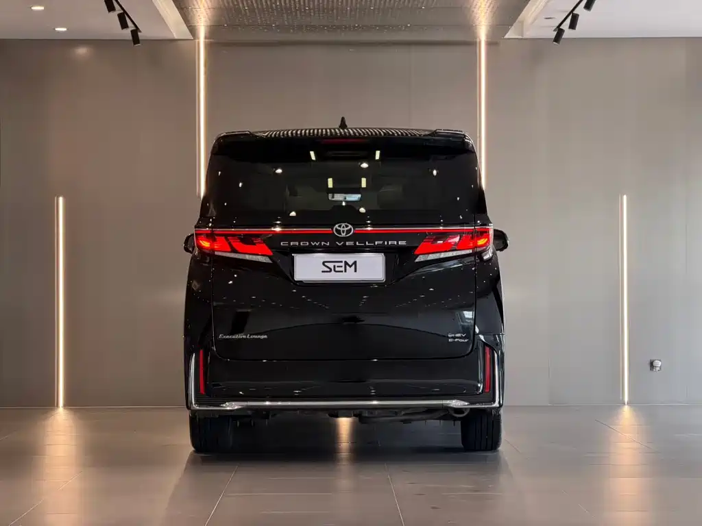 Toyota Vellfire — миниатюра 8