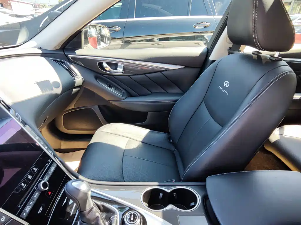 Infiniti Q50 — миниатюра 7
