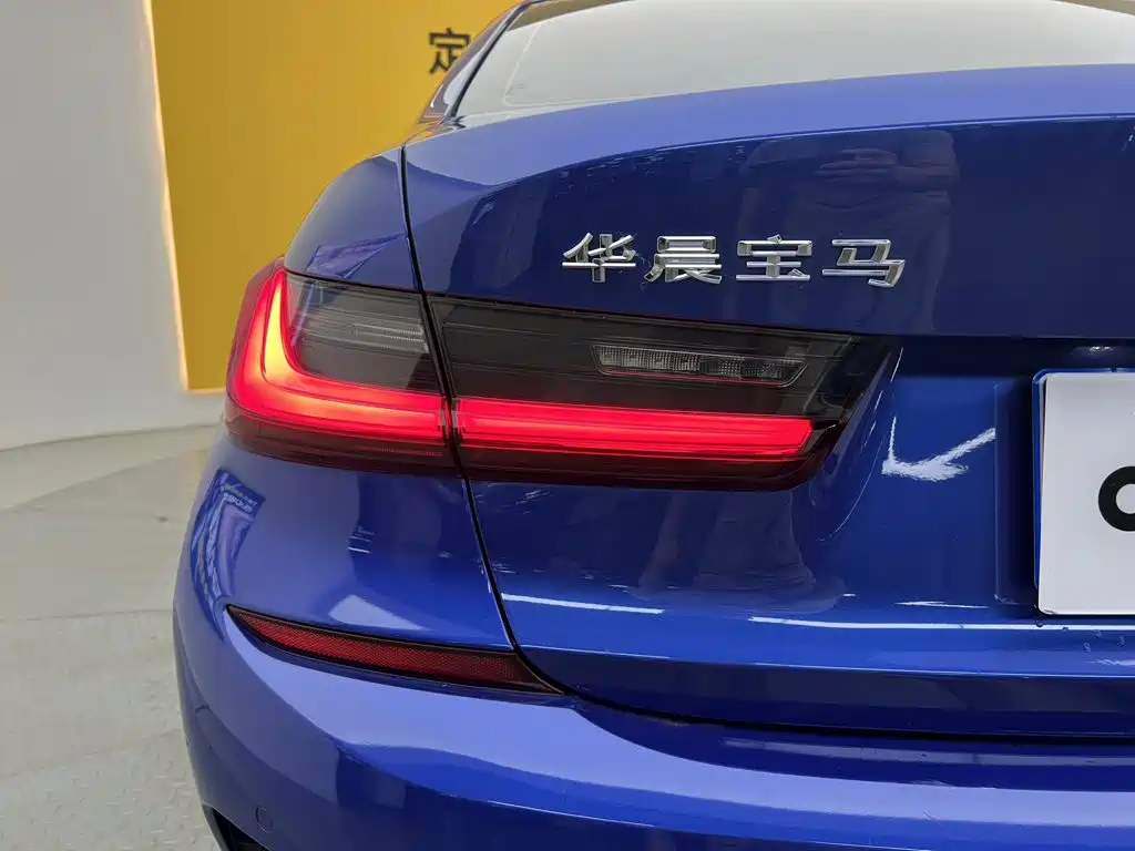 BMW 3 Series — миниатюра 12