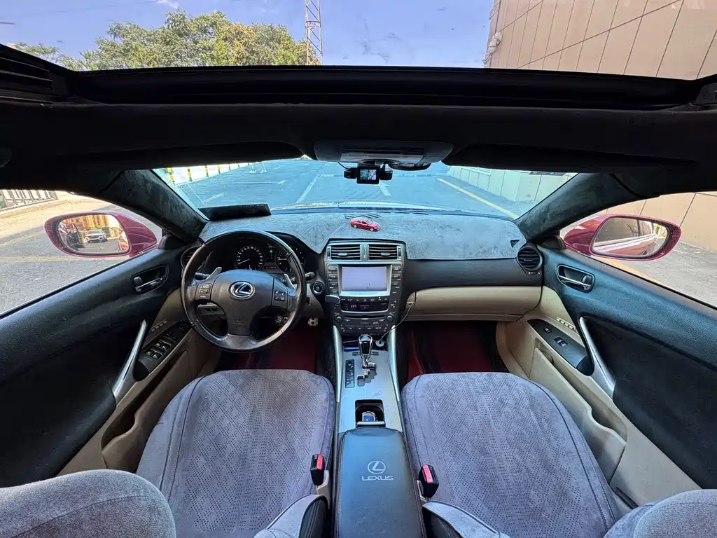 Lexus IS — миниатюра 9