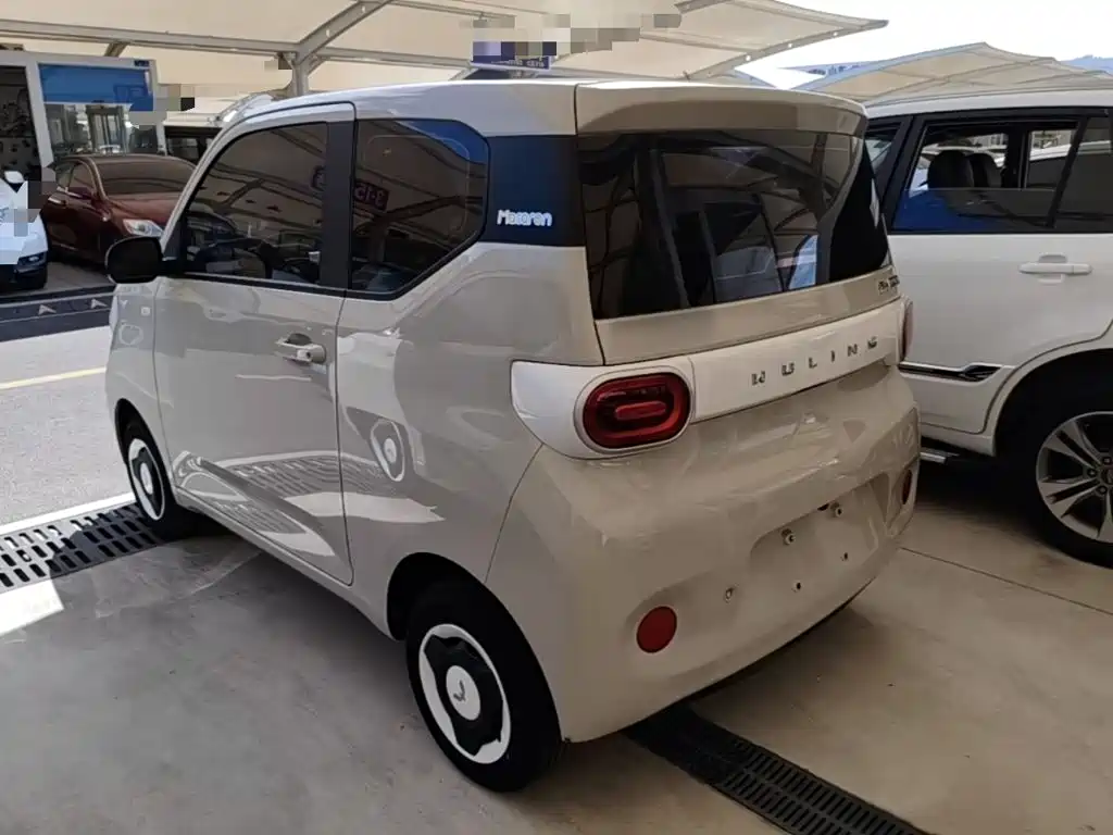 Wuling MINIEV — миниатюра 5