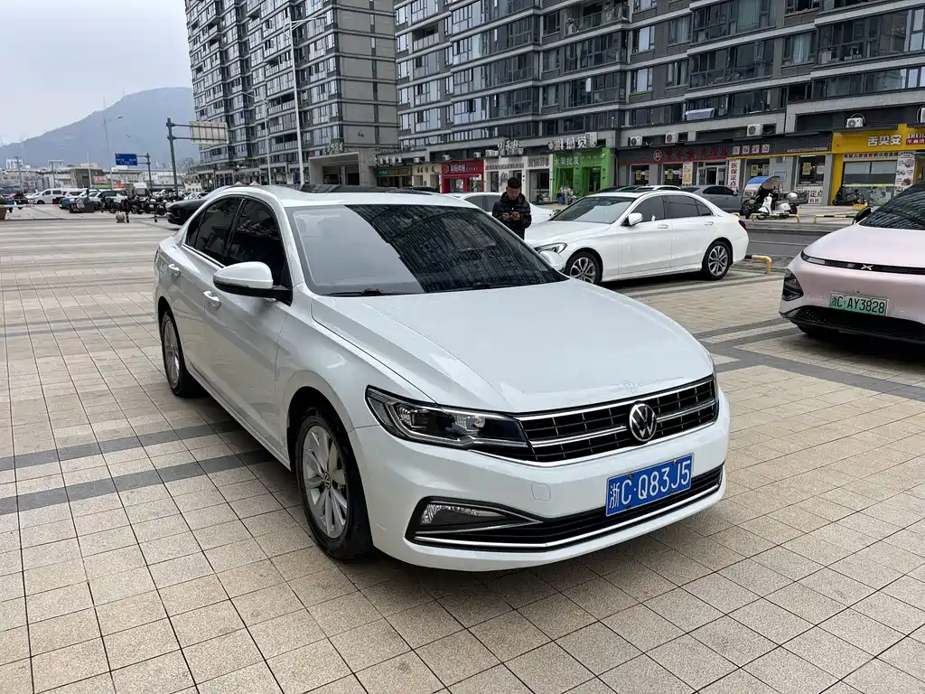 Volkswagen Bora 2021