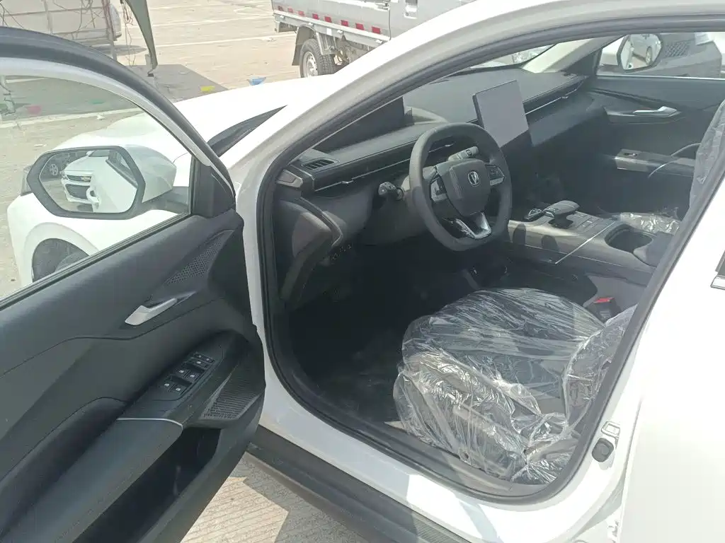 Changan Eado — миниатюра 12