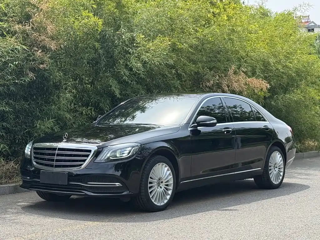 Mercedes-Benz S-Class 2020