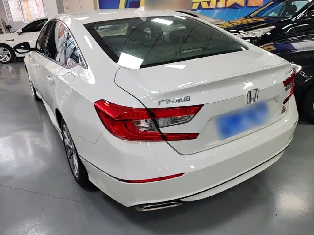 Honda Accord — миниатюра 5