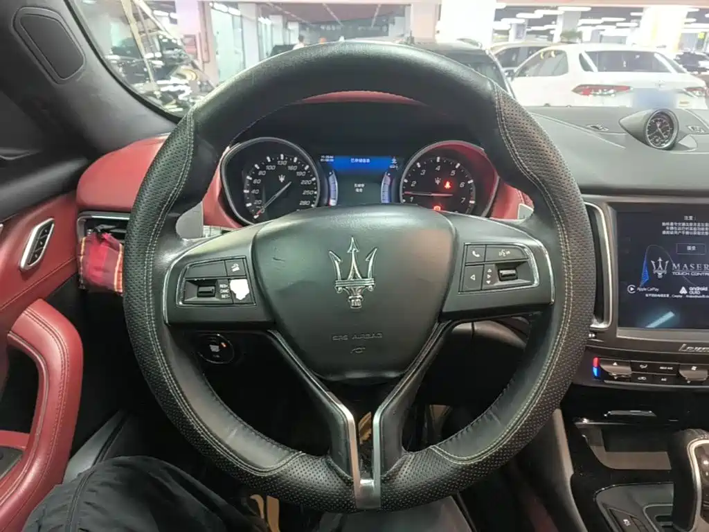 Maserati Levante — миниатюра 11