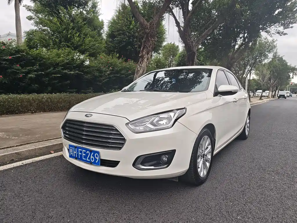 Ford Escort 2017