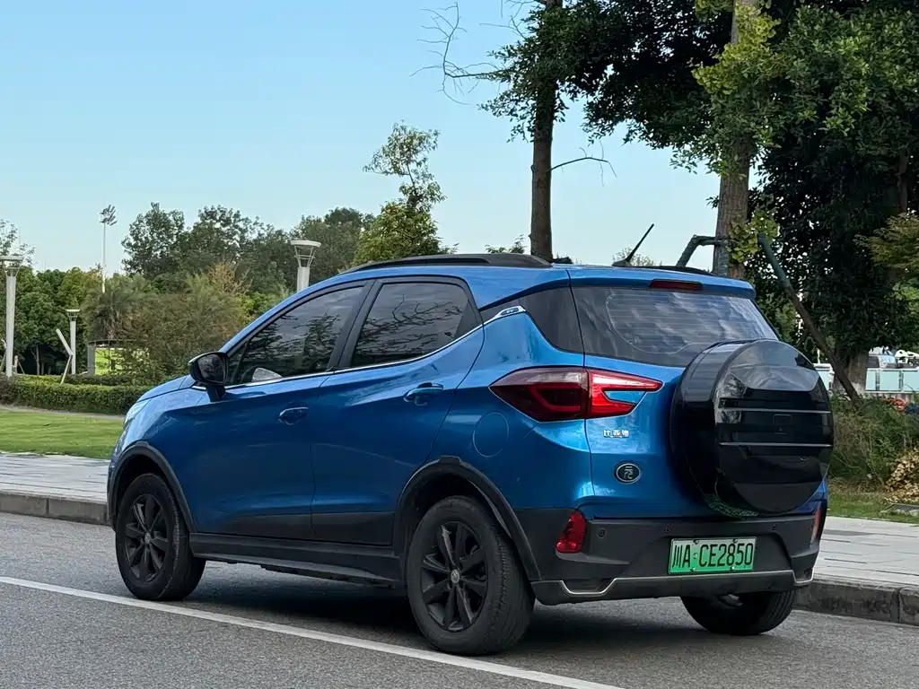 BYD Yuan EV — миниатюра 3
