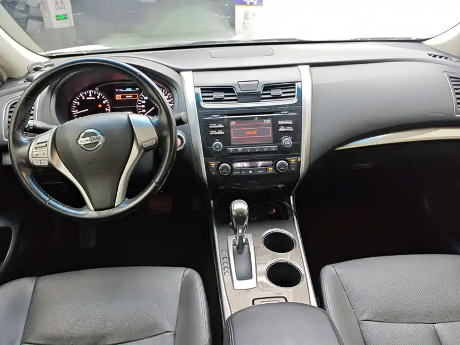 Nissan Teana — миниатюра 12