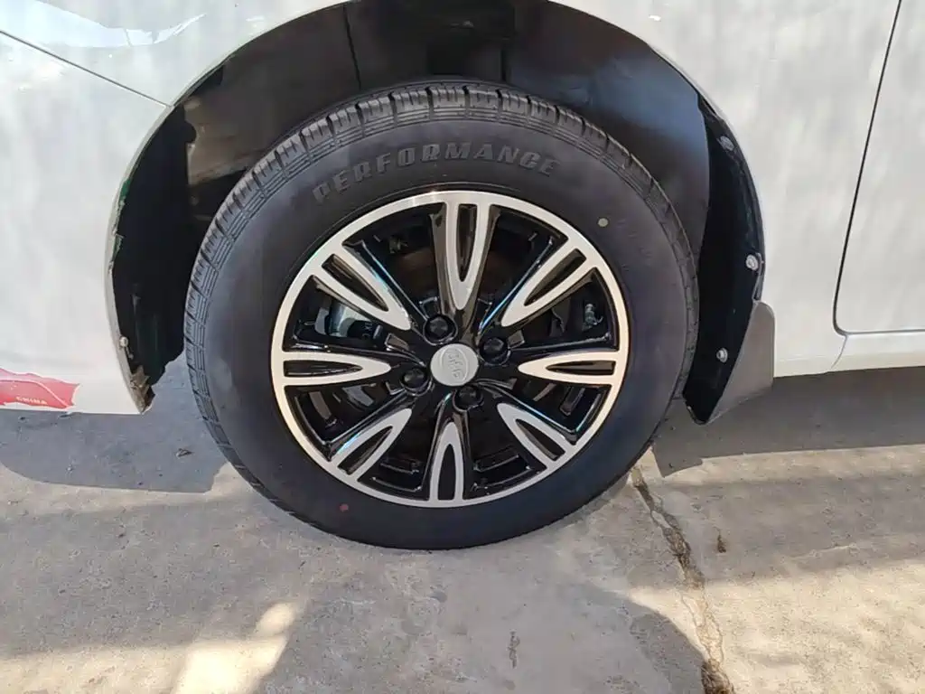BYD F3 — миниатюра 23