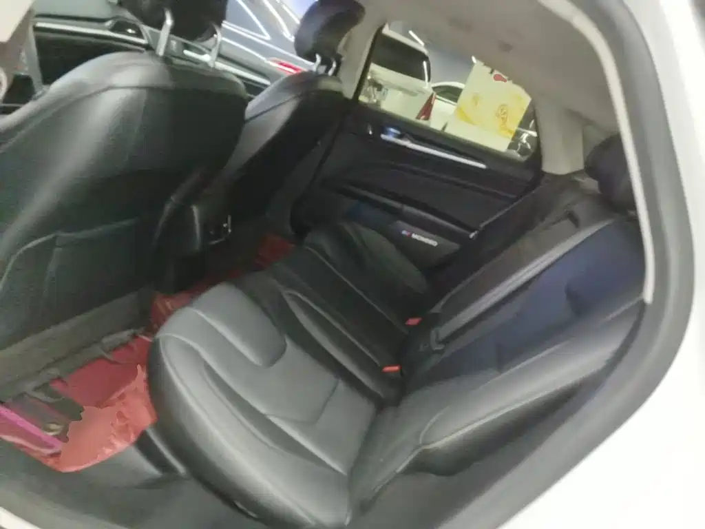 Ford Mondeo — миниатюра 17