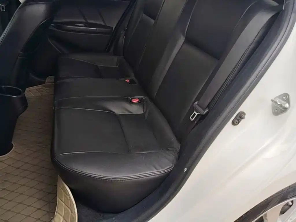 Toyota Yaris L — миниатюра 19